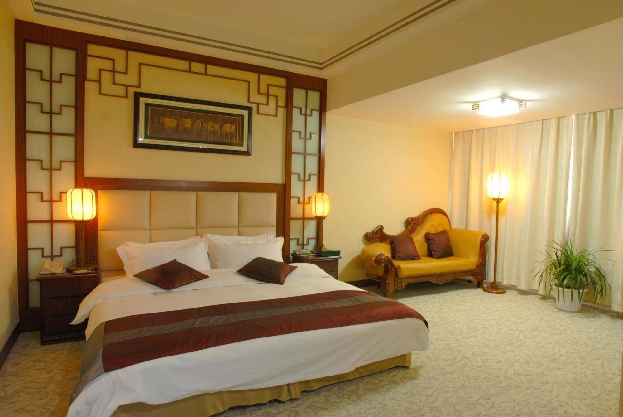 Kunming Zhongyu Hotel Exterior photo